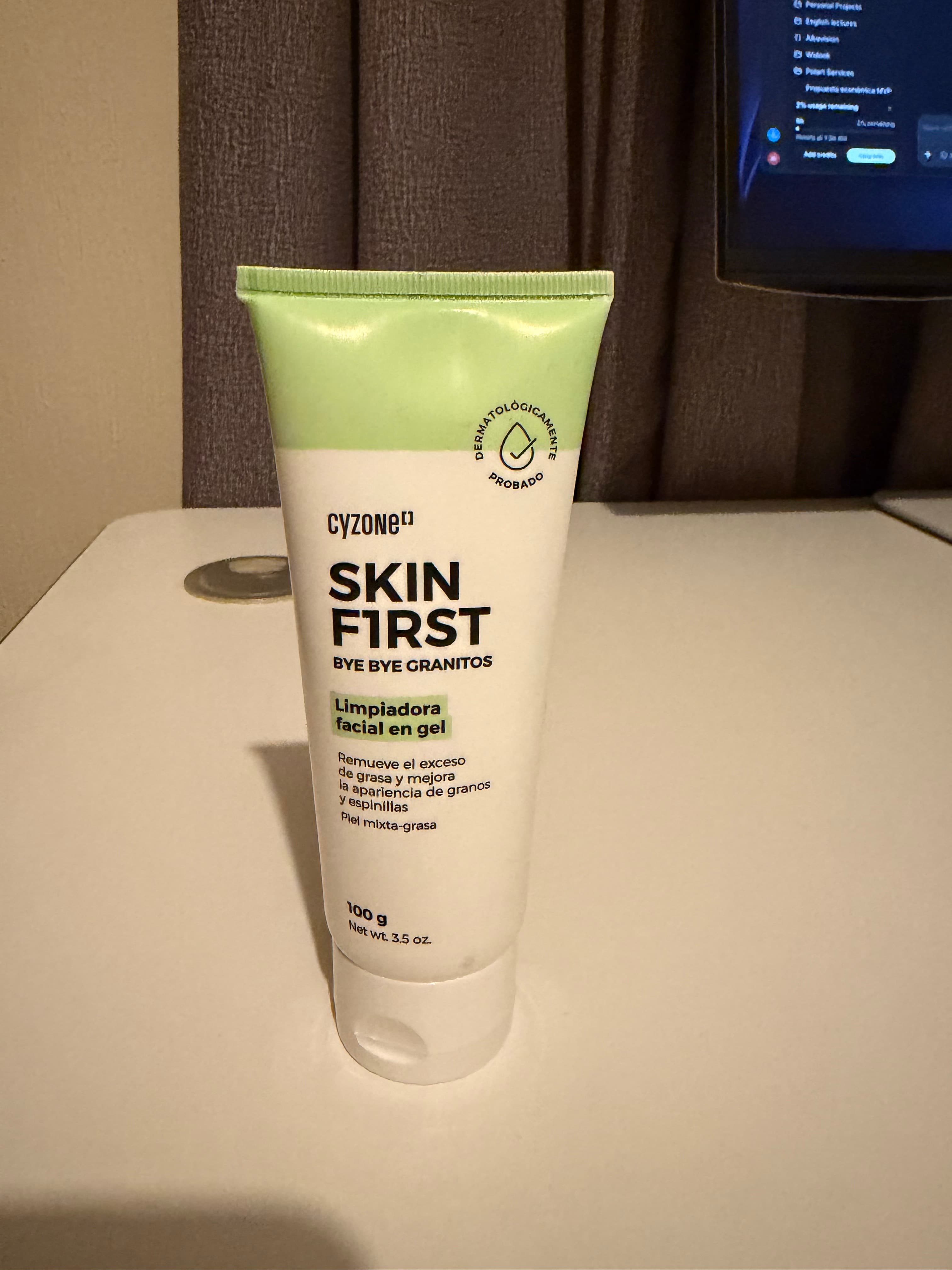 Cyzone Skin First Bye Granitos Limpiadora facial en gel